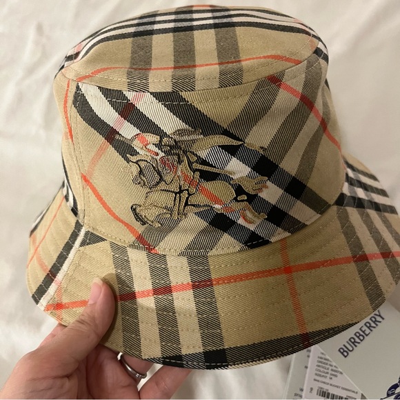 New Burberry Check Cotton Blend Bucket Hat M 58cm $480 Unisex - Picture 3 of 14